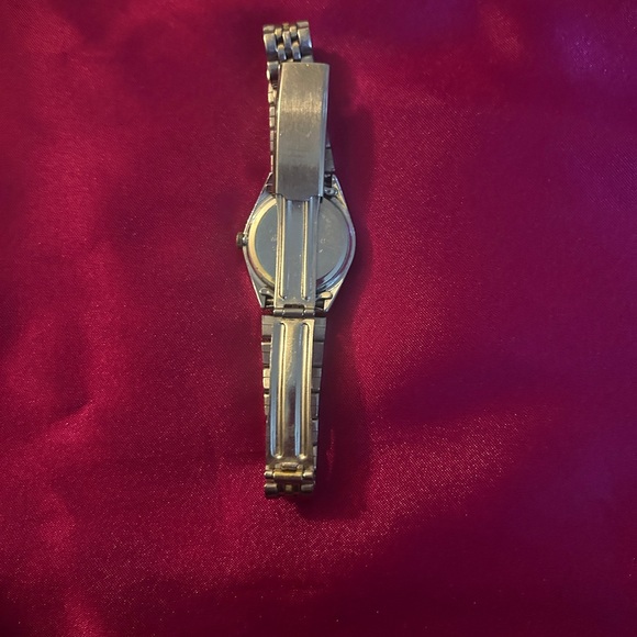 Bulk Lot of Watches. Various Conditions - Picture 13 of 16